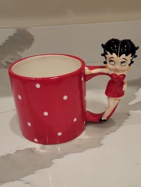 Betty Boop Ceramic Mug with Character Handle